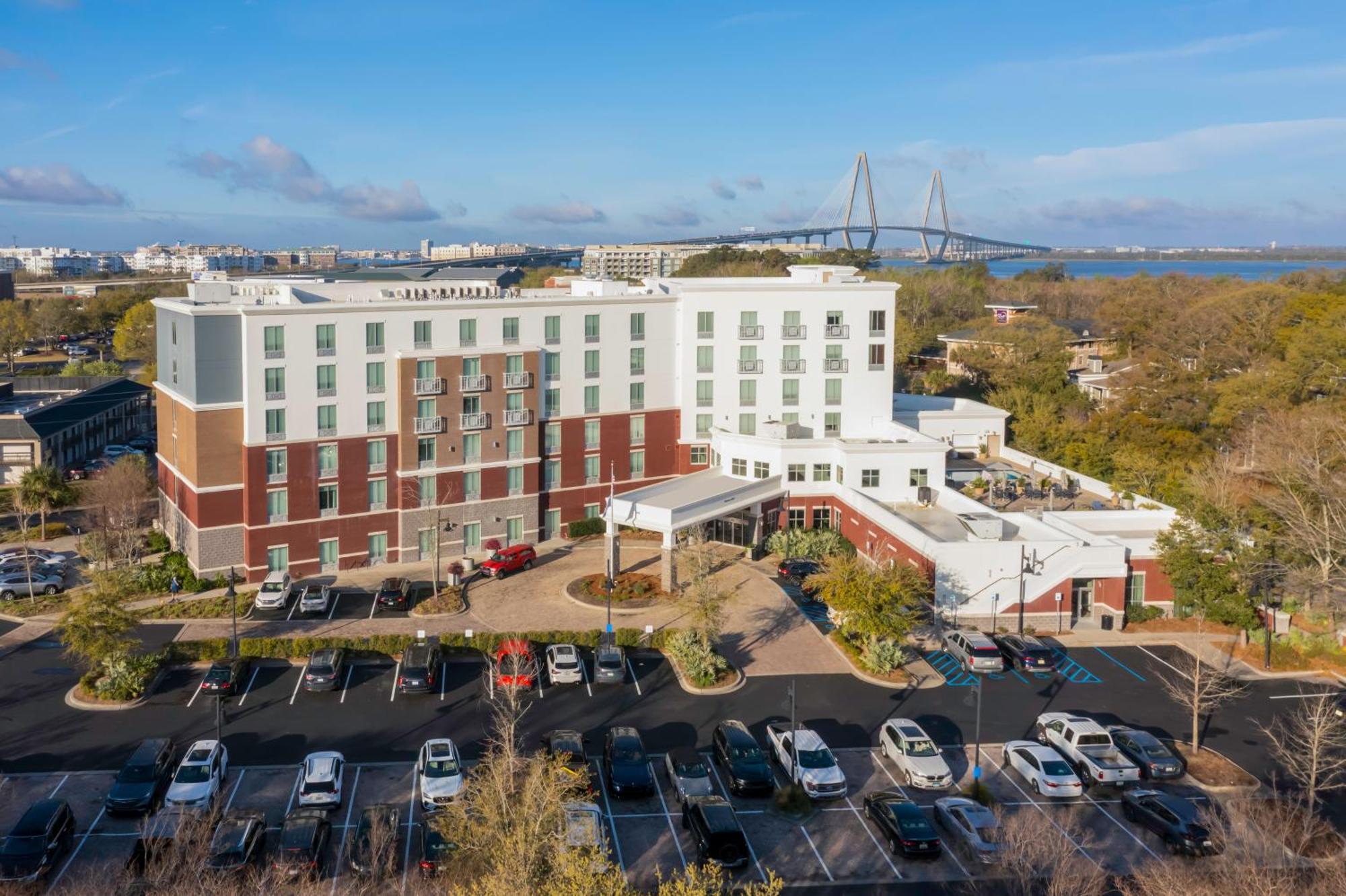 Hilton Garden Inn Charleston / Mt. Pleasant Mount Pleasant Exterior photo